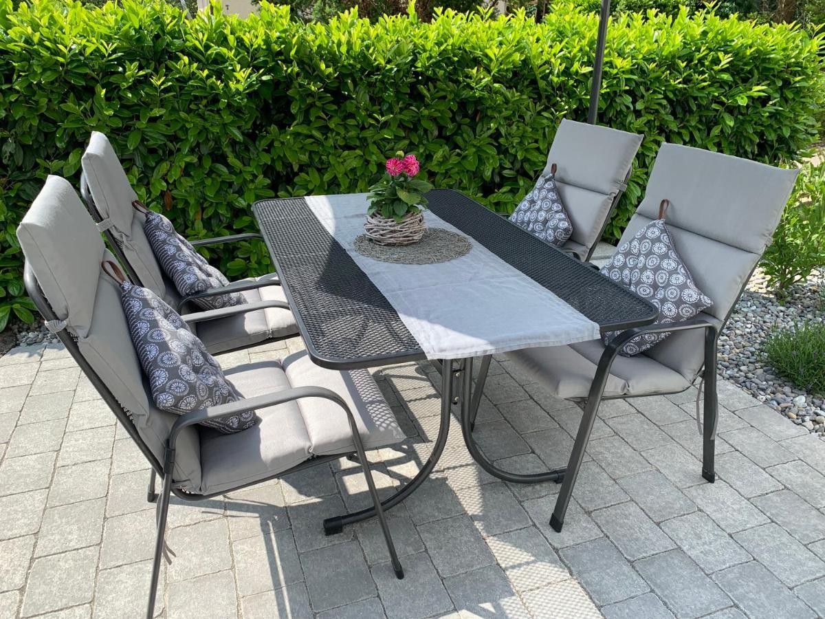 Ferienwohnung Alpenstrasse Friedrichshafen Luaran gambar